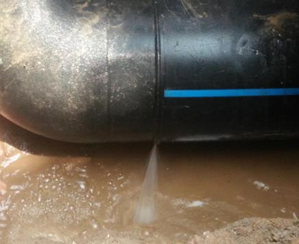 铜官楼顶渗水维修公司为大家分享下铜官卫生间漏水维修修补技术!